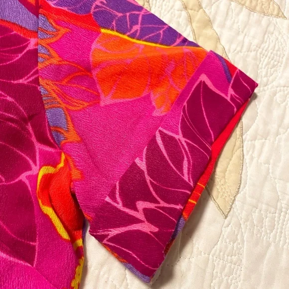 Women's Barkcloth Aloha Shirt - Picture 4 of 8